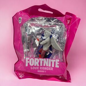 Fortnite LOVE RANGER Series 1 Collectible Mini Figure Bag Clip Epic Games NEW